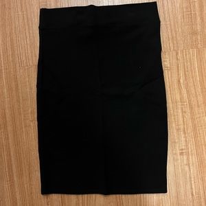 Black Stretchy Pencil Skirt